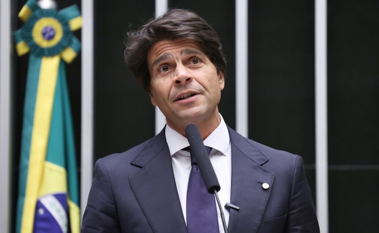 Projeto de Pedro Paulo cria regras para produção e venda de suplementos alimentares