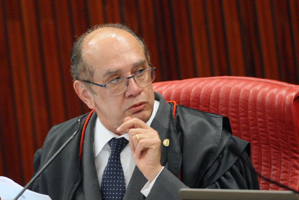 Gilmar Mendes alerta para politização no TSE e cobra atuação apartidária