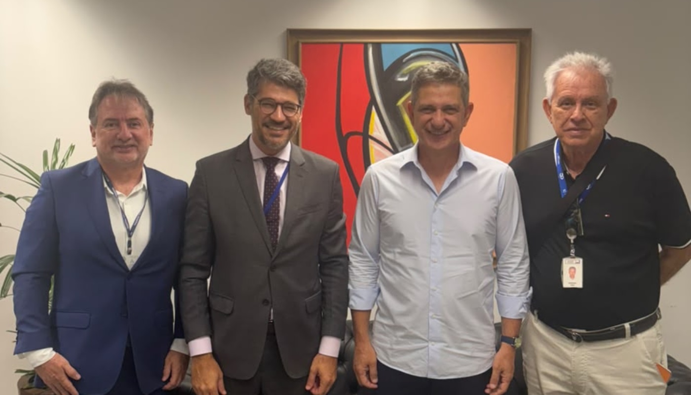 Sindilegis reúne-se com senador Rogério Carvalho para discutir pautas dos servidores